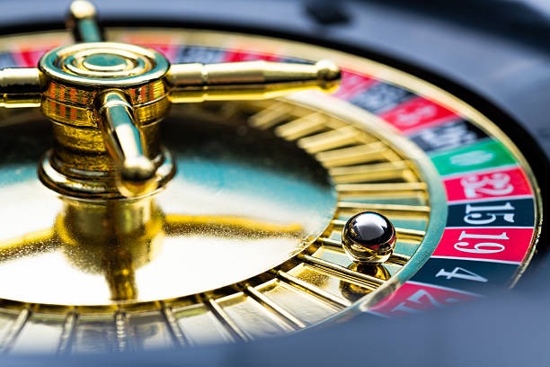 migo platform dashboard showing live dealer tables and sportsbook on mobile